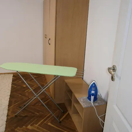 Apartment геци